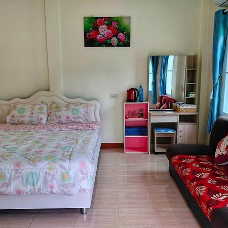 Khuang Kom Pimpisa Garden พิมพิศา การ์เด้นท์ 빌라 외부 사진