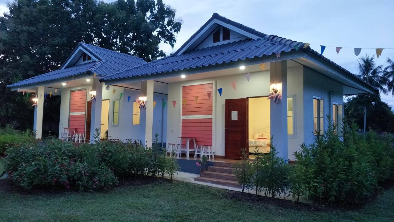 Khuang Kom Pimpisa Garden พิมพิศา การ์เด้นท์ 빌라 외부 사진